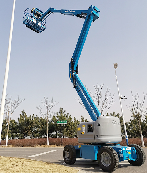 曲臂型高空作業(yè)平臺(tái) Z-45/25J DC